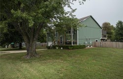 607 SE 120 RD, Warrensburg, MO 64093