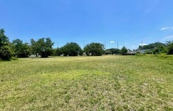 1851 Pass Road, Biloxi, MS 39531