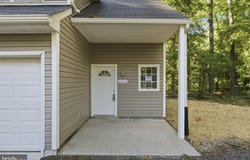 104 HAZEL DRIVE, HAGUE, VA 22469