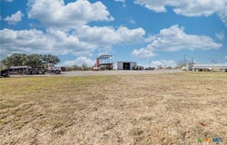 Nixon, TX 78140
