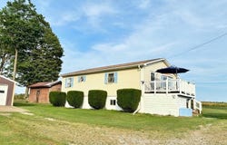 143 Rooks Rd, Genesee, PA 16923