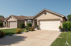 7712 Parkside Avenue, Burbank, IL 60459