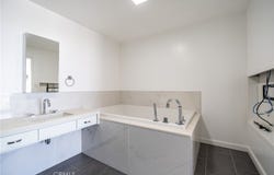 531 Esplanade, Redondo Beach, CA 90277