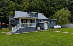 93 Airport Bottom Rd, Delbarton, WV 25670