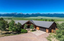 152 Howe Rd, Westcliffe, CO 81252