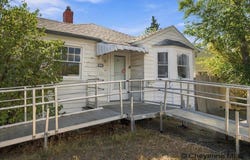 2221 E PERSHING BLVD, Cheyenne, WY 82001