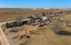 Jarrell, TX 76537