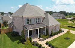 292 BECKHAM Dr, Collierville, TN 38017