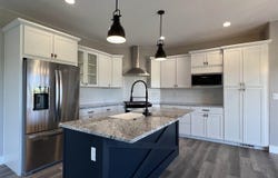 20 S Seven Oaks Rd, NorthLiberty, IA 52317
