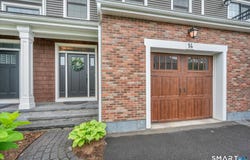 14 Yorkshire Court, Farmington, CT 06032