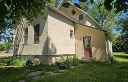 114 E 9TH STREET, Marshfield, WI 54449