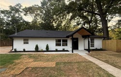 85 Bois D Arc Street, Farmington, AR 72730