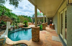 813 Sunfish St, Lakeway, TX 78734