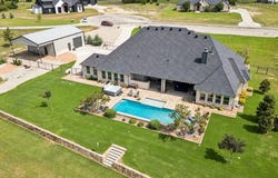 1025 High Point Street, Weatherford, TX 76087