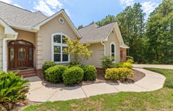 7 Clermont Point, Hattiesburg, MS 39402