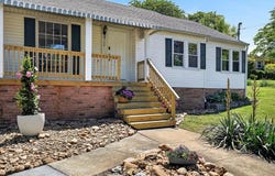 128 S Young St, Sparta, TN 38583-2251