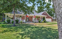 233 Saint Andrews Drive E, Mabank, TX 75156