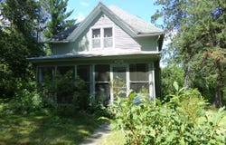 14288 Ridge St, Mountain, WI 54149