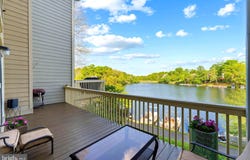 11163 LAKE CHAPEL Lane, RESTON, VA 20191