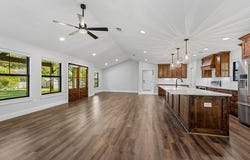 2404 W Commerce St, San Saba, TX 76869