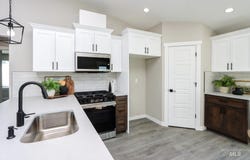 848 N 5th St, Nyssa, OR 97913