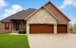 503 Curry Avenue, Ava, MO 65608
