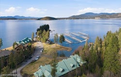 4724 S Arrow Point Dr, Harrison, ID 83833