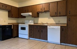 1761 E FORT UNION Blvd, Cottonwood Heights, UT 84121