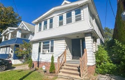 15005 Lucknow Avenue, Cleveland, OH 44110