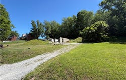 250 Hazel Kirk, Monongahela, PA 15063