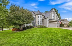 5316 W 132 Street, Overland Park, KS 66209