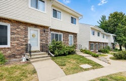 224 Holiday Circle, West Des Moines, IA 50265