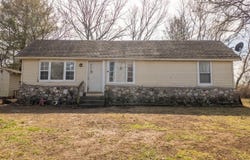 100 E Adams Street, Thayer, MO 65791