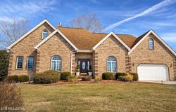 300 Lowe Rd, Huntsville, TN 37756
