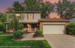 110 Stratford Drive, Mason, MI 48854