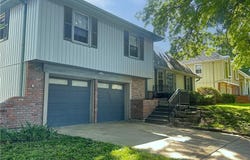 9102 W 81st Terrace, Overland Park, KS 66204