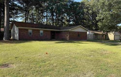1406 Ridgway Road, Pine Bluff, AR 71603
