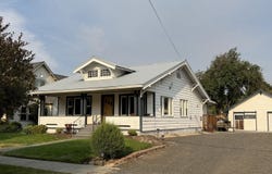 203 NE 1ST St, Enterprise, OR 97828