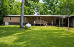 100 MOSS DRIVE, CALERA, AL 35040