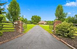 5325 E Farm Rd 142, Springfield, MO 65809