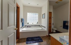 2542 Witter Road, Lockhart, TX 78644