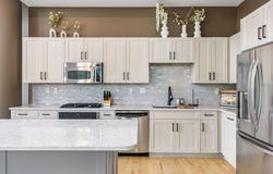 215 10th Avenue S, Minneapolis, MN 55415