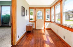 449 N 7th St Common, Mitchell, IN 47446