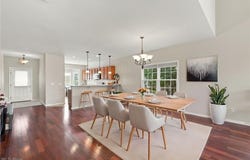 21 Bristol Lane, Rocky River, OH 44116