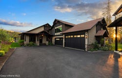 717 Olson Dr, Dover, ID 83825