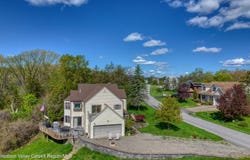 66 Castle Point, Athens, NY 12015