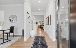 333 Crest Ln, Mars, PA 16046