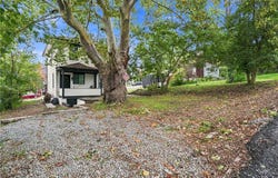201 Emerson St, Munhall, PA 15120