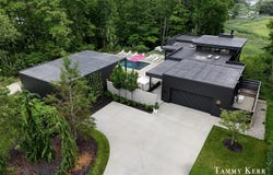 702 Golfview Drive, Douglas, MI 49406
