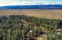 Joshua Drive lot: 4, Cascade, ID 83611